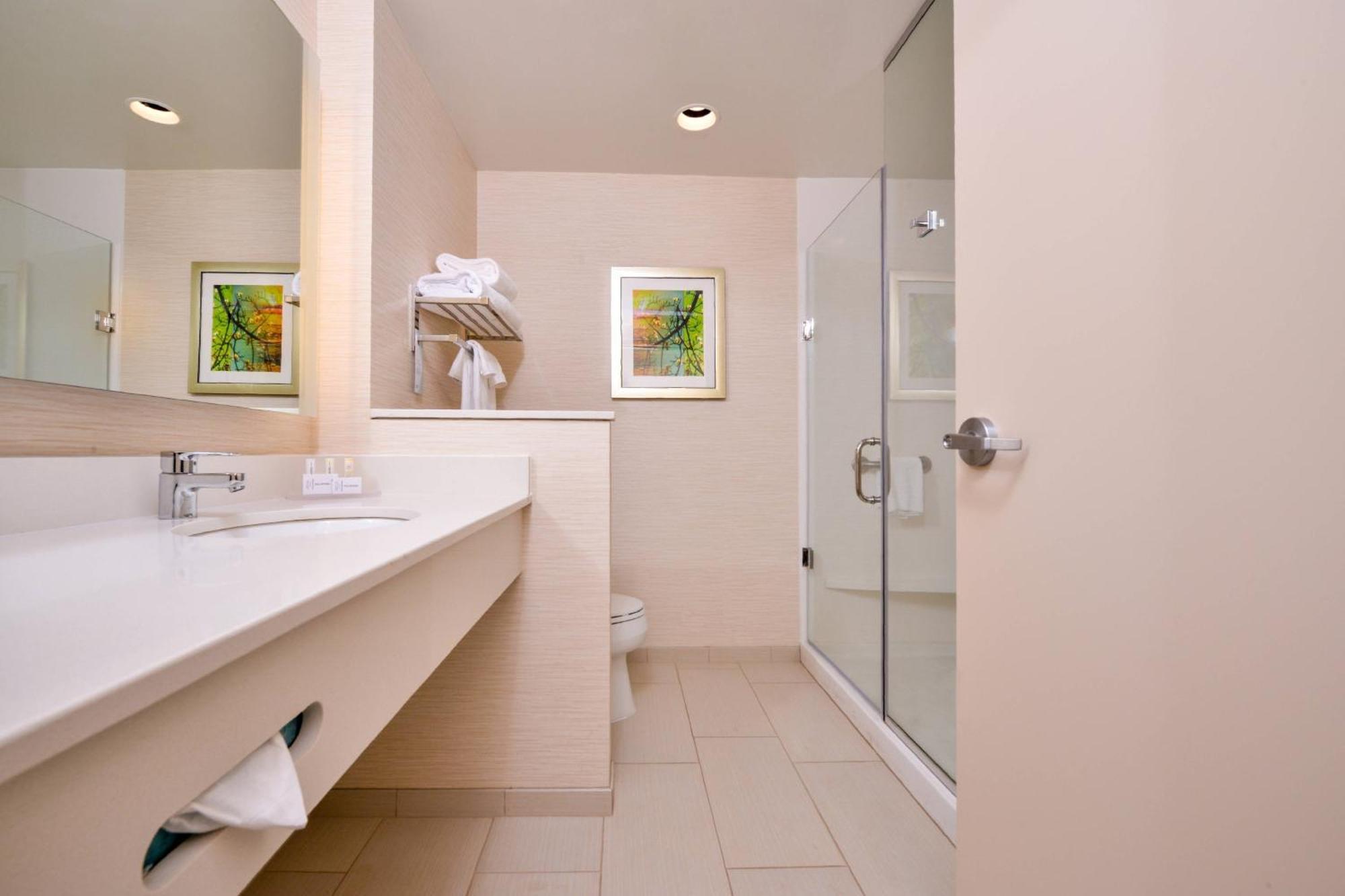 Fairfield Inn & Suites By Marriott Plymouth White Mountains מראה חיצוני תמונה
