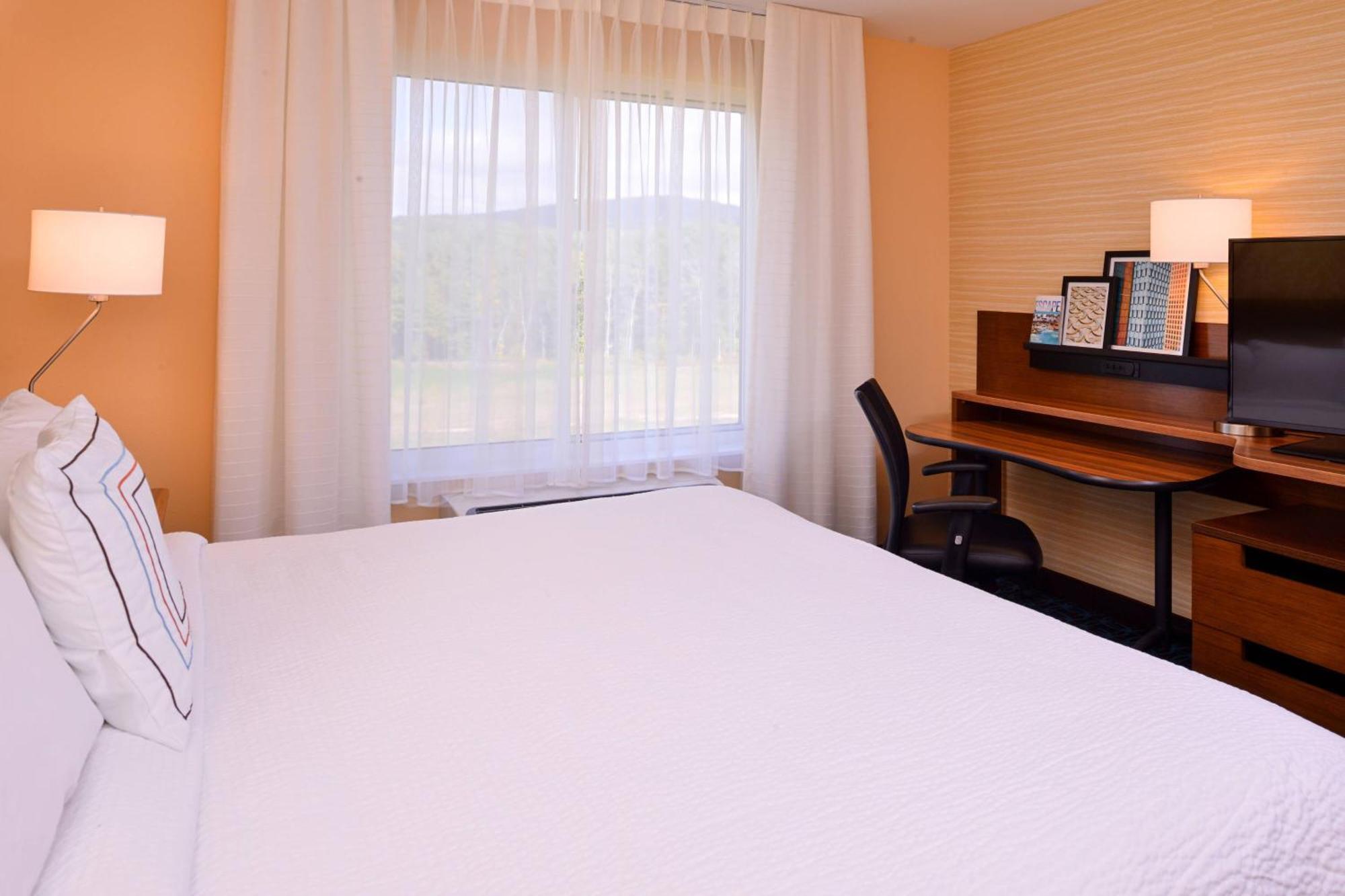 Fairfield Inn & Suites By Marriott Plymouth White Mountains מראה חיצוני תמונה