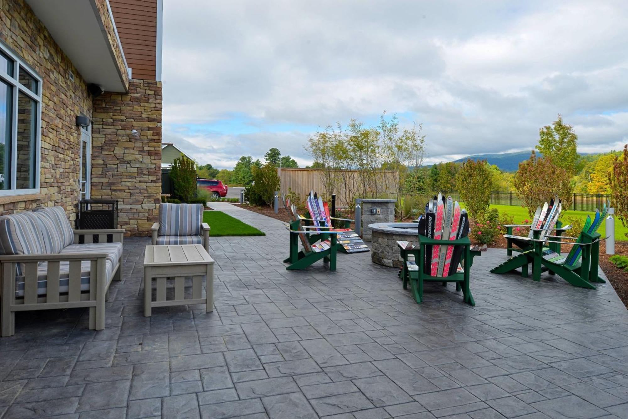 Fairfield Inn & Suites By Marriott Plymouth White Mountains מראה חיצוני תמונה