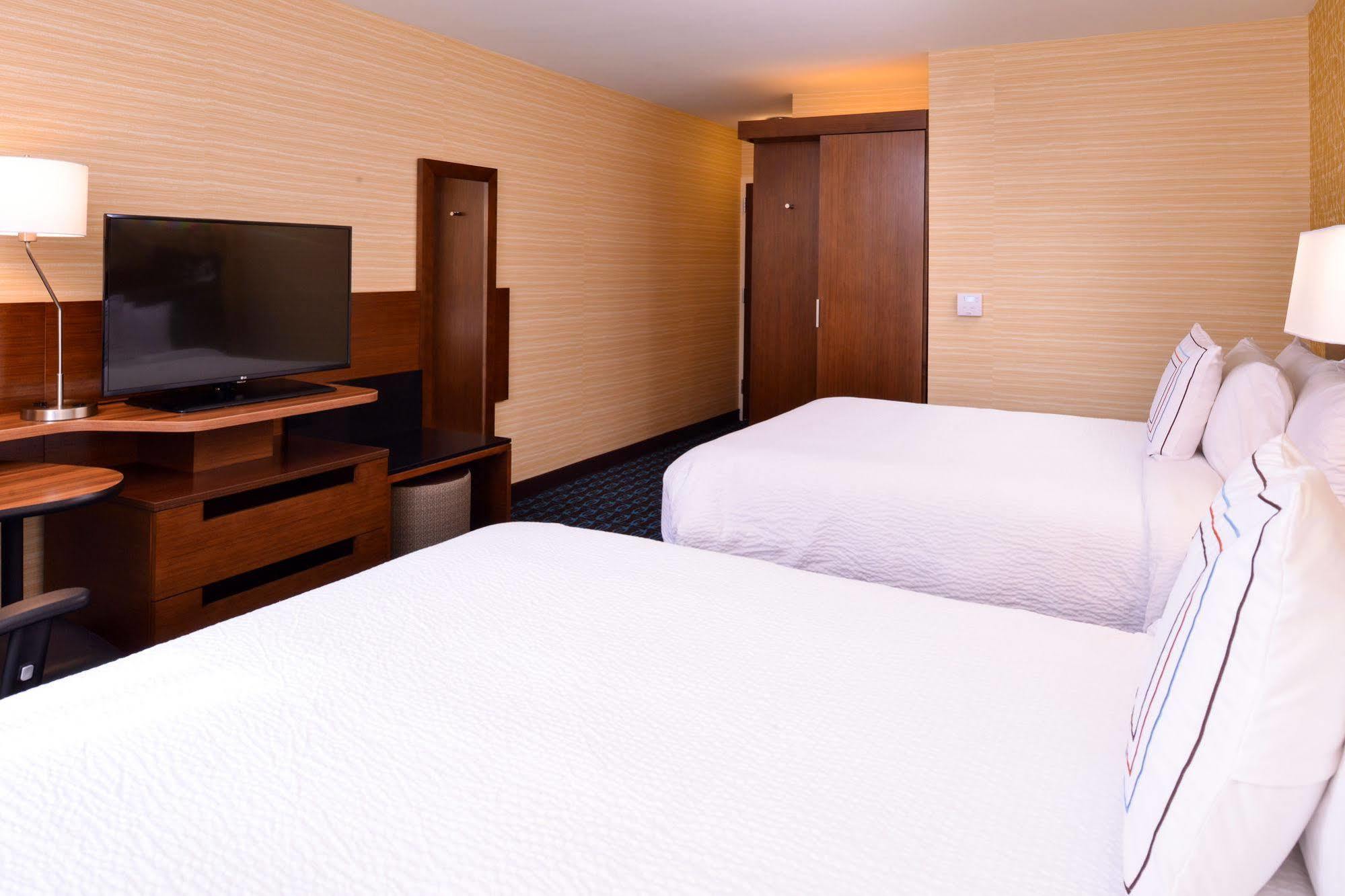 Fairfield Inn & Suites By Marriott Plymouth White Mountains מראה חיצוני תמונה